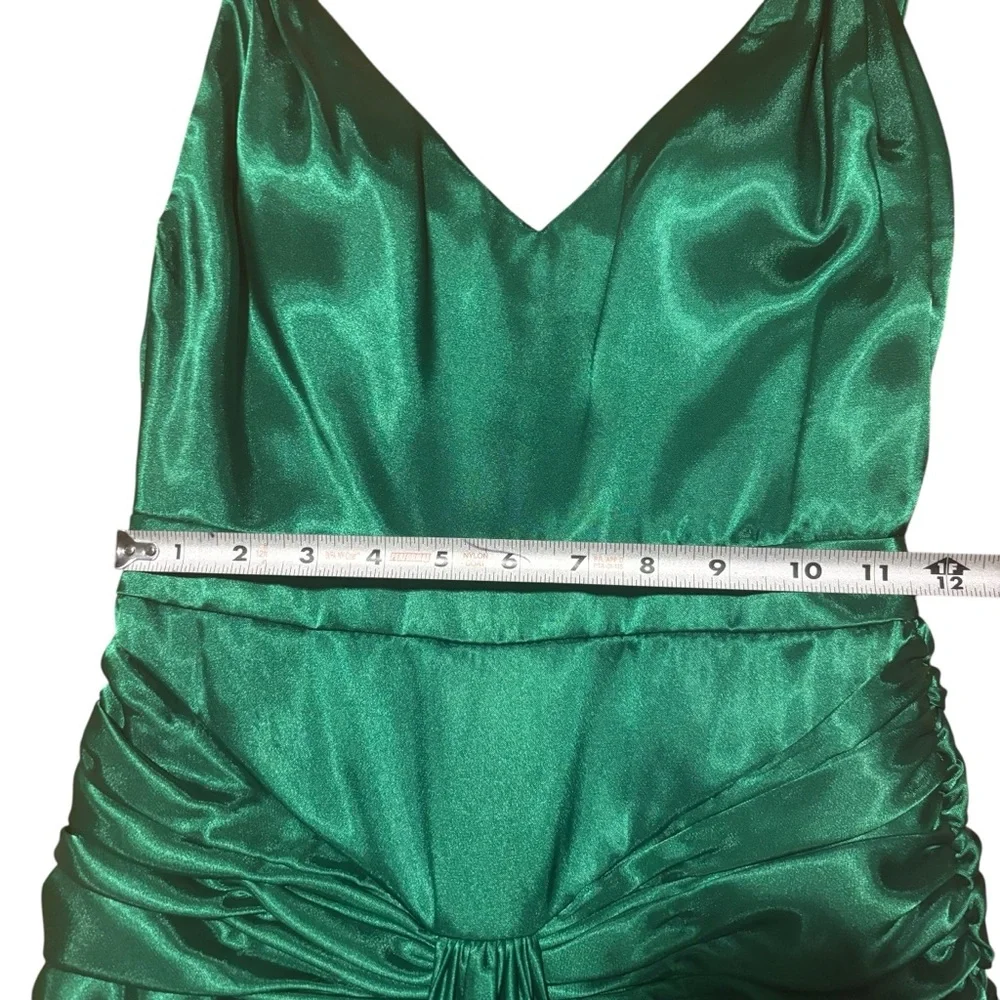 Faviana New York Emerald Green Long Satin Gown Prom/Black Tie/Formal- Size 3/4 - Picture 7 of 12